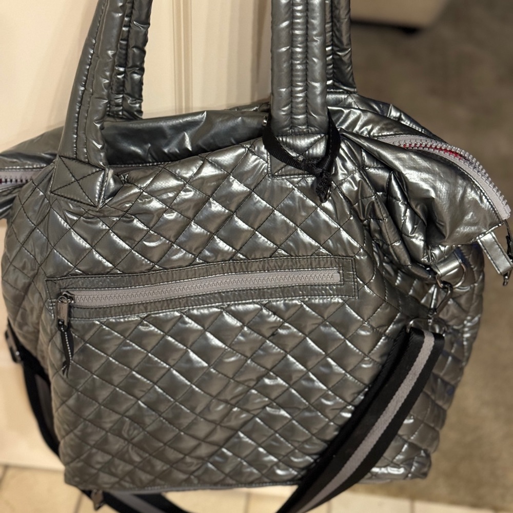 Oliver Thomas tennis bag- excellent condition